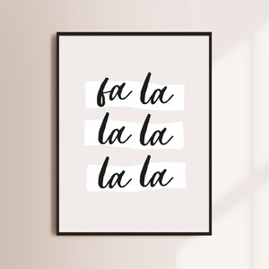 Stampa natalizia Fa La La: decorazioni natalizie scandinave minimaliste (download digitale)