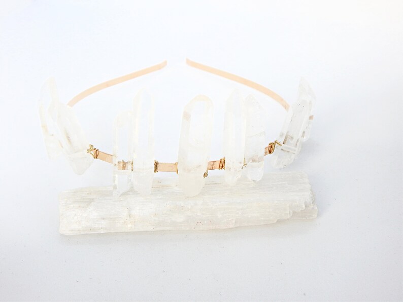 Golden Hera tiara woven with natural stones, rock crystal points, for weddings or other occasions image 5