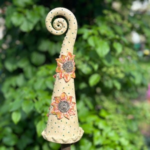 Handmade garden decoration ceramic garden stake insect hotel fence stool