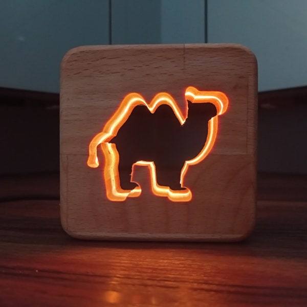 Kamel Holz Deko  - Kamel Deko Holz LED Nachtlicht - Kamel Deko Holz Tischlicht - Camel LED - Holz Deko - USB-C