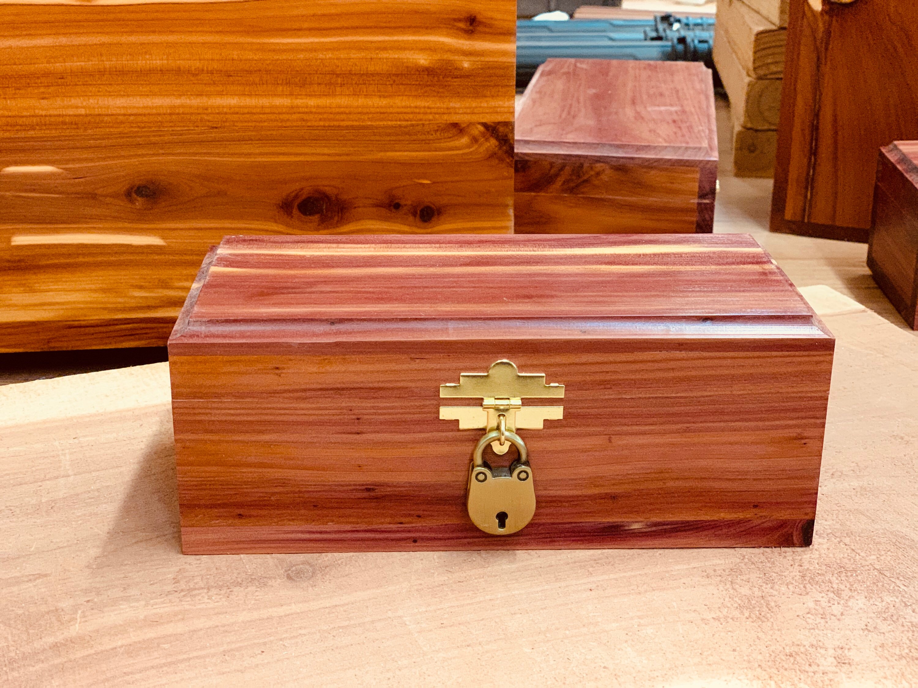 Middle Sized Cedar Box / Aromatic Eastern Cedar Urn / Cedar Etsy