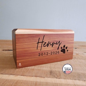 Personalized Cedar Wood Pet Urn, Custom Engraved Dog and Cat Memorial,Cremation Box for Ashes, Keepsake Chest with lock, Cedar Valley