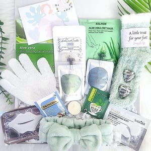 COSY SPA In a BOX, Relaxation Pamper Hamper, Calming Spa at Home, Hygge Spa Gift, Selfcare Gift Box, Bridesmaid Pamper Hamper, Birthday Gift