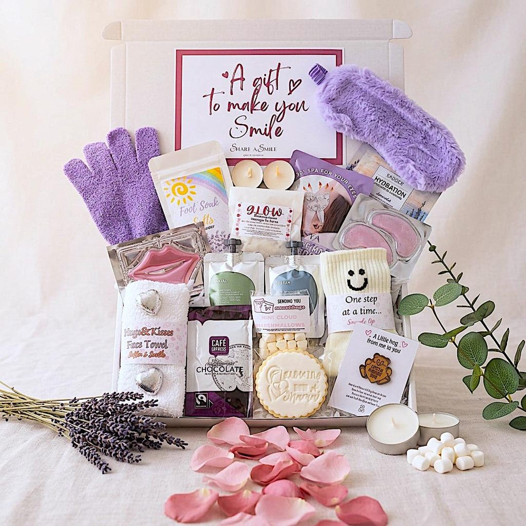 New Mum Postpartum Care Package | New Mama Gift Box | Self Care Gift ...