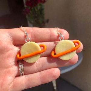 Saturn Clay Earrings, Ms. Frizzle Earrings, Mrs.Frizzle Earrings, Polymer Clay Space Earrings , Saturn Earrings