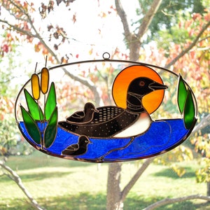 Loon in Oval Wire Frame