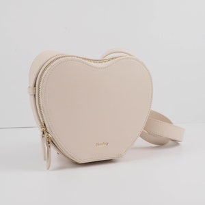 Naomi heart vegan bag, vegan leather, mother&#39;s day gift, water resistant vegan leather, shoulder bag, multifunctional, Gifts For her.