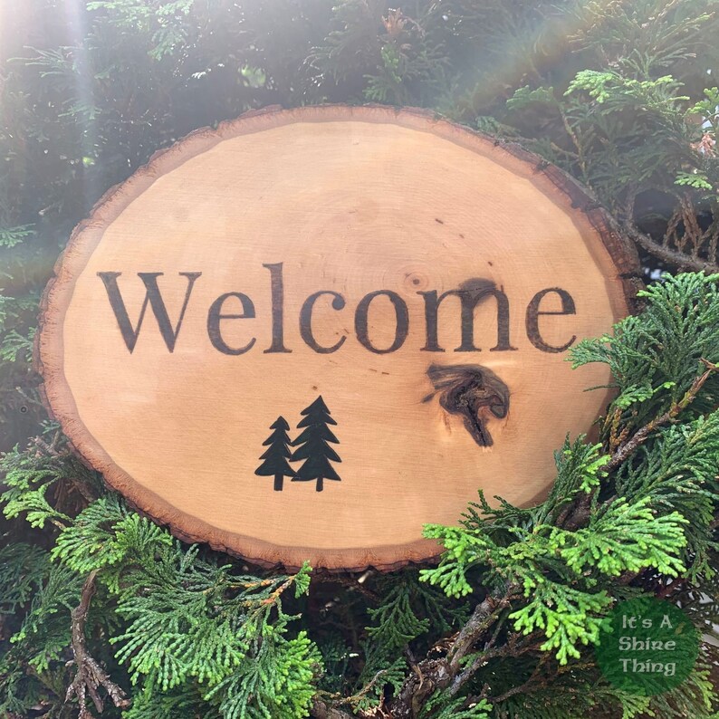 Woodburned Sign. Round Wood Sign. Custom Sign. Wooden Name Sign. Rustic