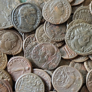 Monnaies romaines de grande qualité, nummus antique du IVe siècle