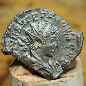 Tetricus II Roman coin, Very Fine 3rd century ancient Antoninianus