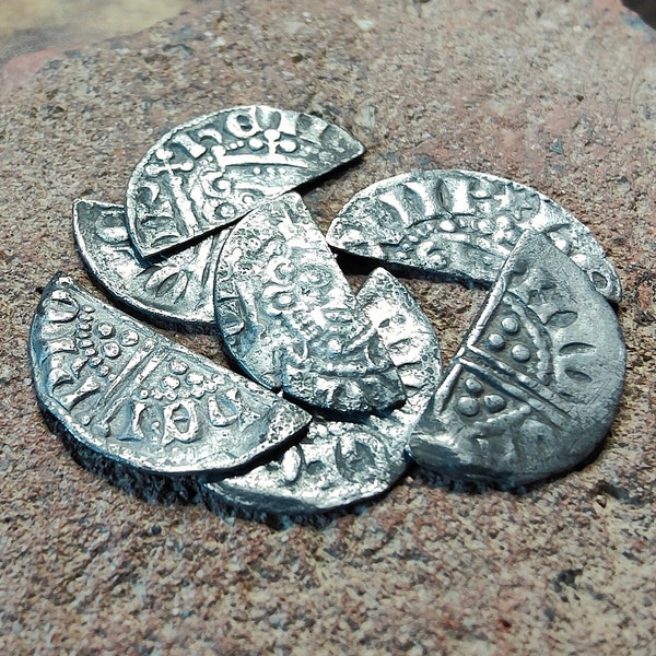 Medieval Silver Coin UK / Henry III voided long cross cut half penny