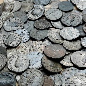 Roman coins, lots available, 3th century ancient Antoninianus