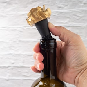 Flower Wine Bottle Stopper Winery Wedding Favor Wine Lover Gift Silicone Bottle Topper Bachelorette Party Favor Barware Bar Gear image 9