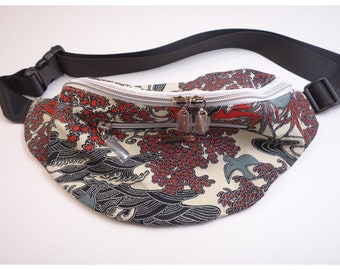 Kimono Fanny Pack, Recycled Vintage Japanese Fabric, Crossbody Bag, Waist Bag, Travel Bag, Belt Bag, Hip Pouch, Unisex Gift, Beige/Multi