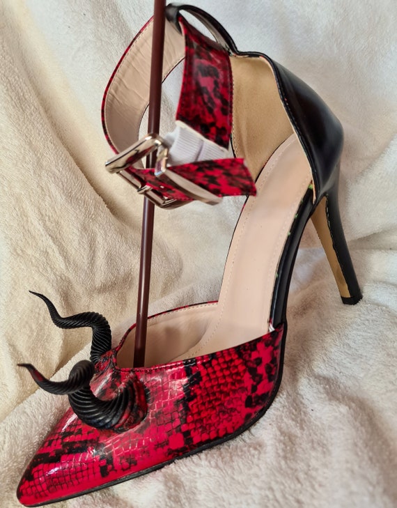 L.A.M.B. | Shoes | Lamb Boa Snakeskin And Leather Heels Size 6m | Poshmark