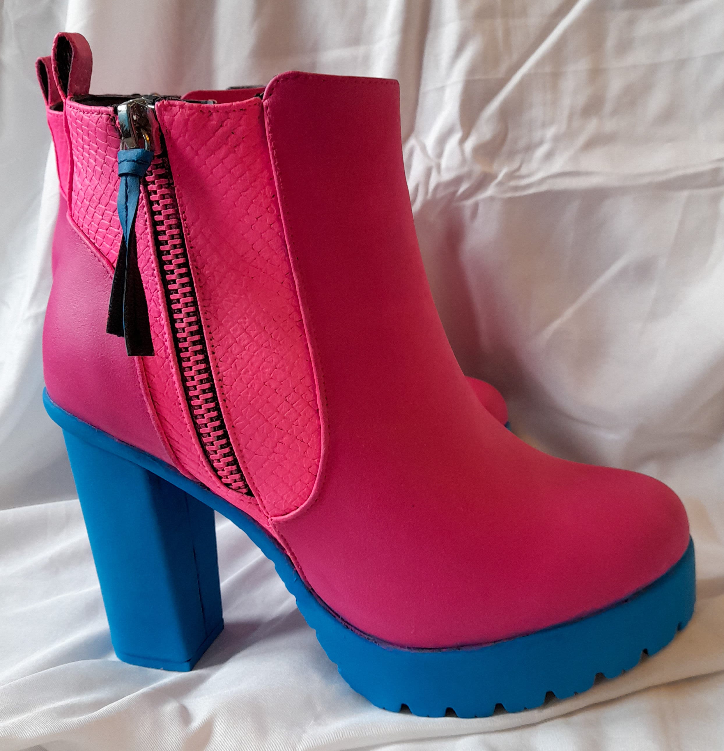 Lib Round Toe Chunky Heels Ankle High Platforms Flock Booties - Pink in  Sexy Boots - $92.90