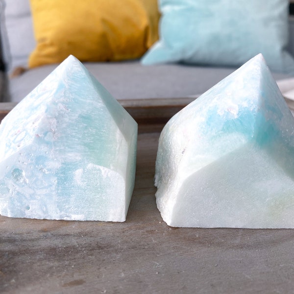 CHOOSE your Caribbean Calcite Top Polish point  - Psychic Abilities - Crown and Third eye chakra - Enhance Intuition