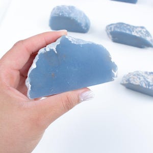DREAMY Angelite Slice