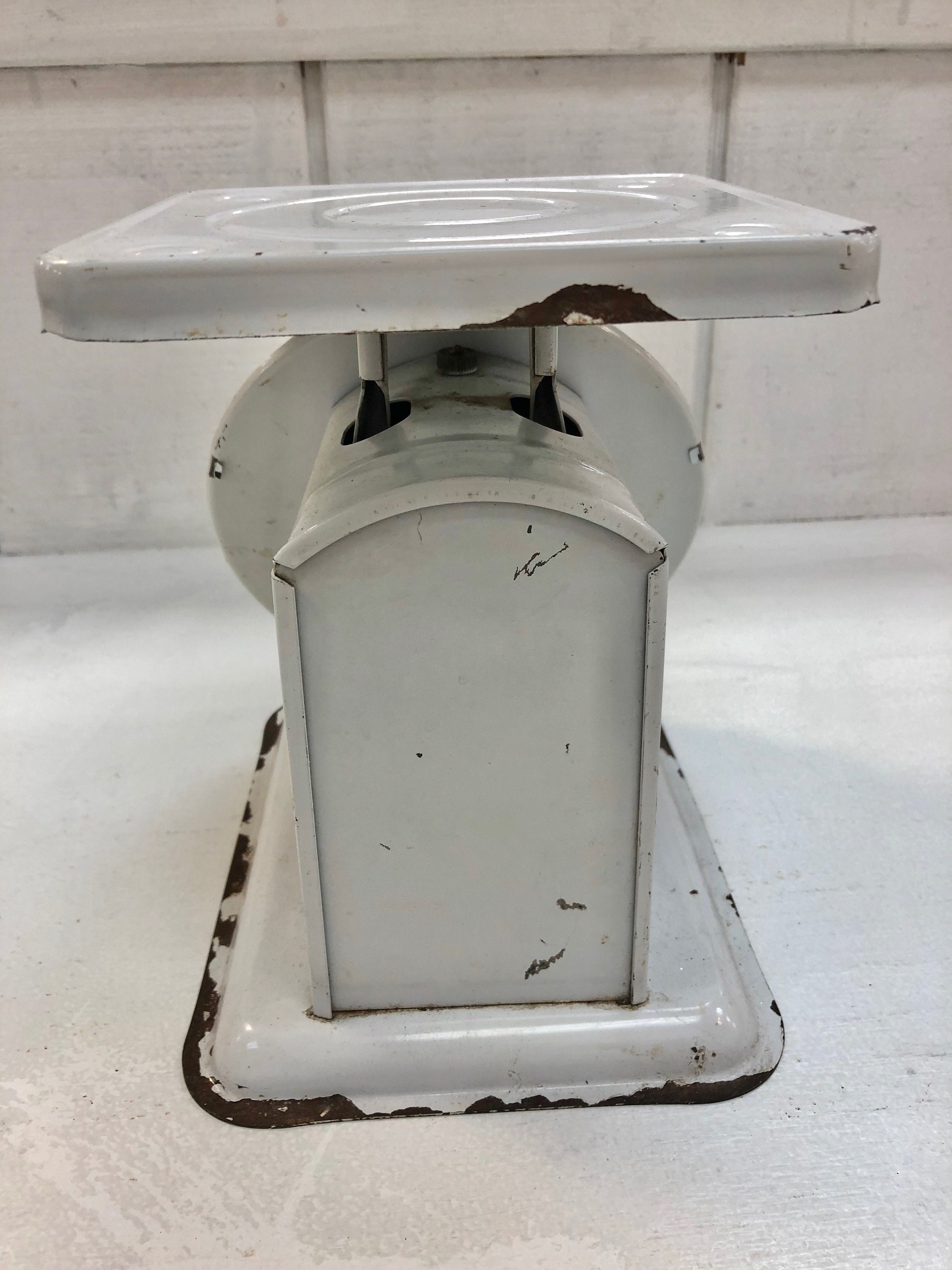 Vintage American Family Scale - Etsy