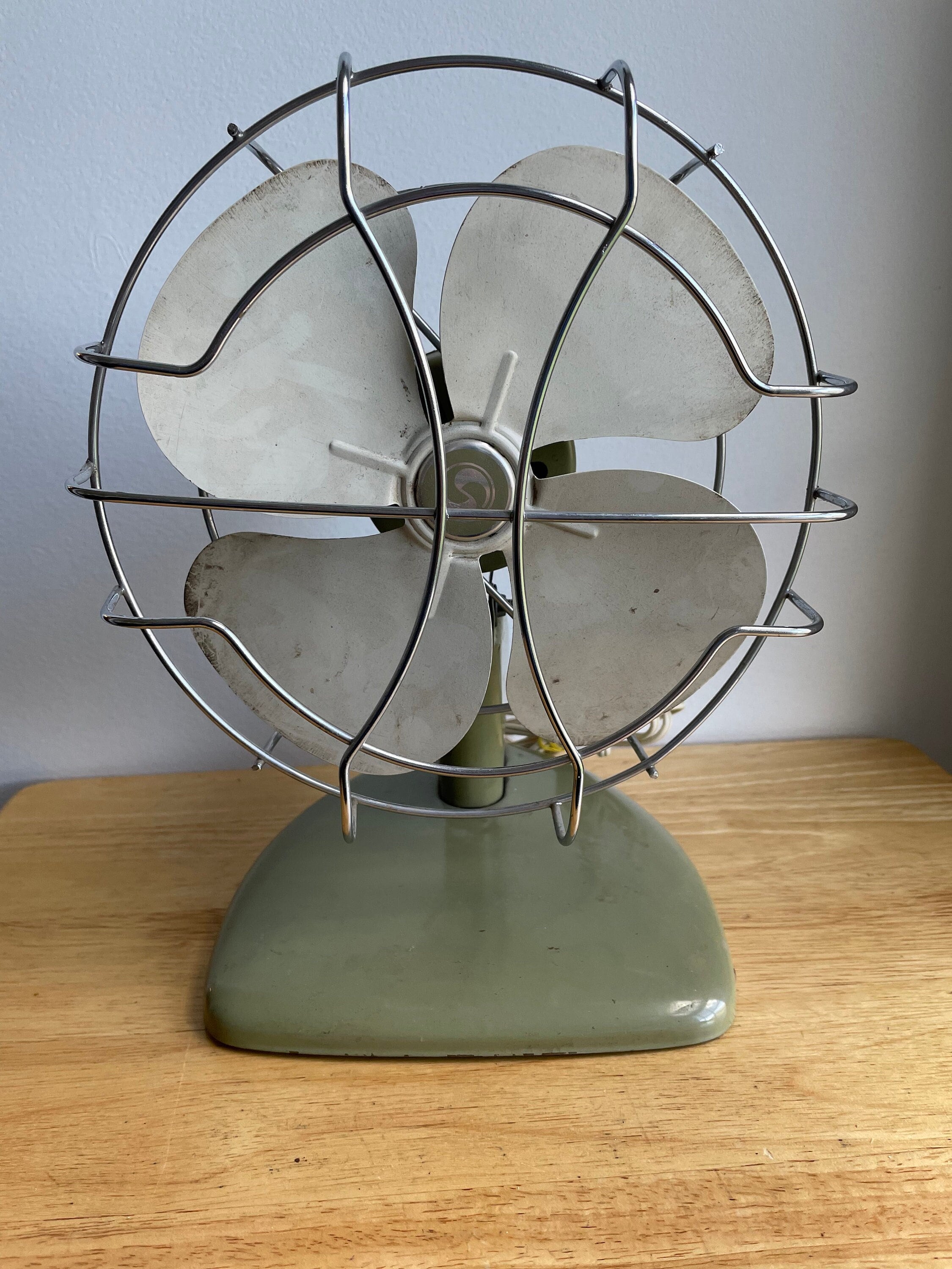 Ventilador de mesa vintage de Superior Electric Products Corp