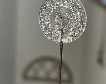 Épingle à chapeau édouardienne antique en verre pressé