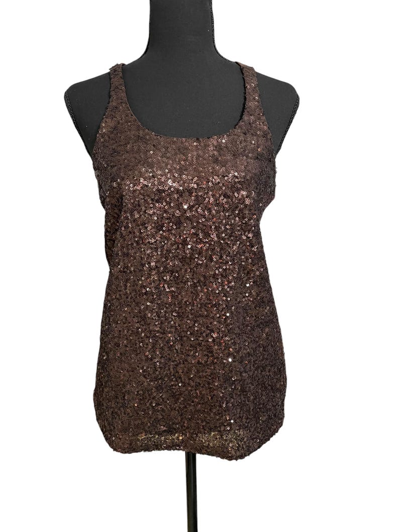 Camiseta sin mangas con lentejuelas y espalda deportiva para mujer de Jeans By Buffalo imagen 1