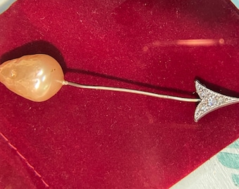Épinglette pour chapeau/revers vintage en perles et cristaux