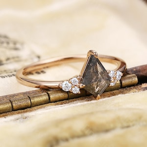 Kite Salz und Pfeffer Diamant Verlobungsring, Vintage 14K Roségoldring, Art-Deco-Ring Cluster-Ring, Versprechensring, Zarte Statement-Ring