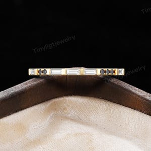 Tiny Baguette Lab Grown Diamond-trouwring - Morden Vintage 14K gouden bijpassende ring | Unieke halve eeuwigheid stapelband bruidsband dames