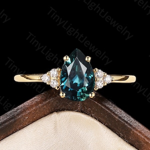 Vintage Pear shaped Teal Sapphire engagement ring Yellow gold ring Round Diamond ring Cluster ring Anniversary promise ring gift for her