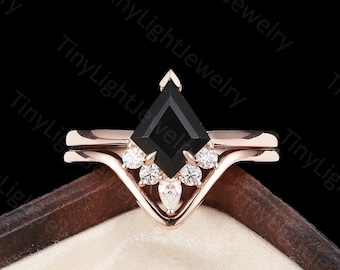Art Deco Kite Black Onyx Engagement Ring Set, Vintage Moissanite Curved Wedding Bnad, Geometric Promise Bridal Ring,Anniversary Gift for her