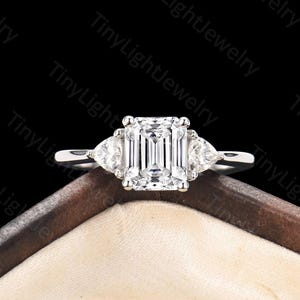 Emerald cut Moissanite engagement ring Art deco engagement ring Trillion moissanite ring Vintage white gold ring three stone ring women