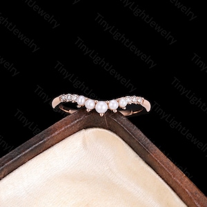 Elegant V-Shaped Pearl & Moissanite Wedding Ring, Rose Gold Curved Stacking Band, Round Pearls Stacking Ring, Dainty Bridal Gift for her image 8