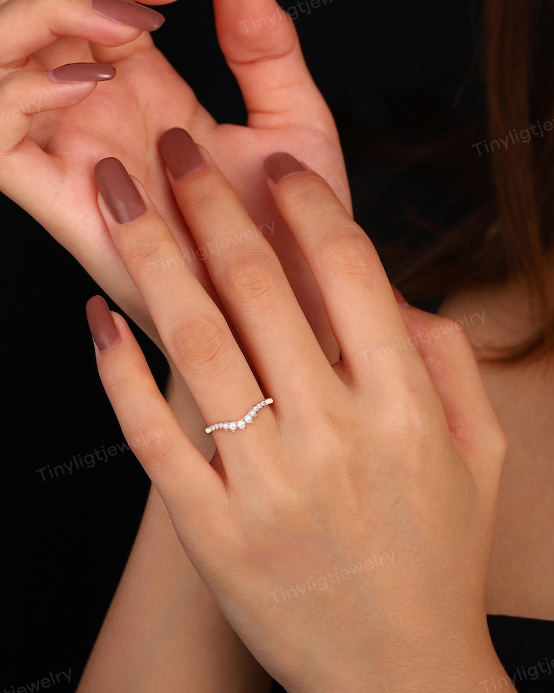 Elegant V-Shaped Pearl & Moissanite Wedding Ring, Rose Gold Curved Stacking Band, Round Pearls Stacking Ring, Dainty Bridal Gift for her image 4