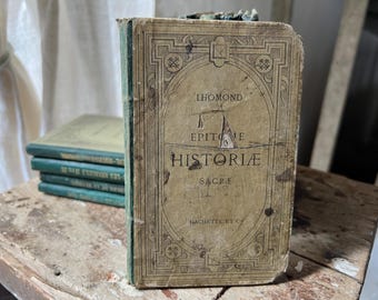 Beautiful Antique French Green Book entitled Epitome Historie by L Homond, published 1871 by Librarie Hachette - used as a school book!