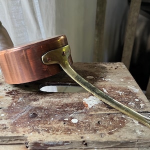 Pretty Vintage Copper Saucepan, purchased in France but actually it is made by the Kayaoglu, produces of high quality copper pans