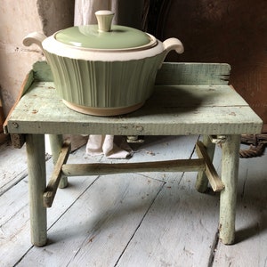 Vintage French Mint Green Art Deco Soupiere/Tureen with cream details - by Villeroy & Boch, Made in France, PARIS,  such a classy piece!