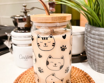 Cat Lover Coffee Cup, Pet Gift, Cat Face Design, Ice Coffee Glass, 16 oz Can Glass, Personalized Gift, Fur Baby, Cat Mom Gift, Gift for Her