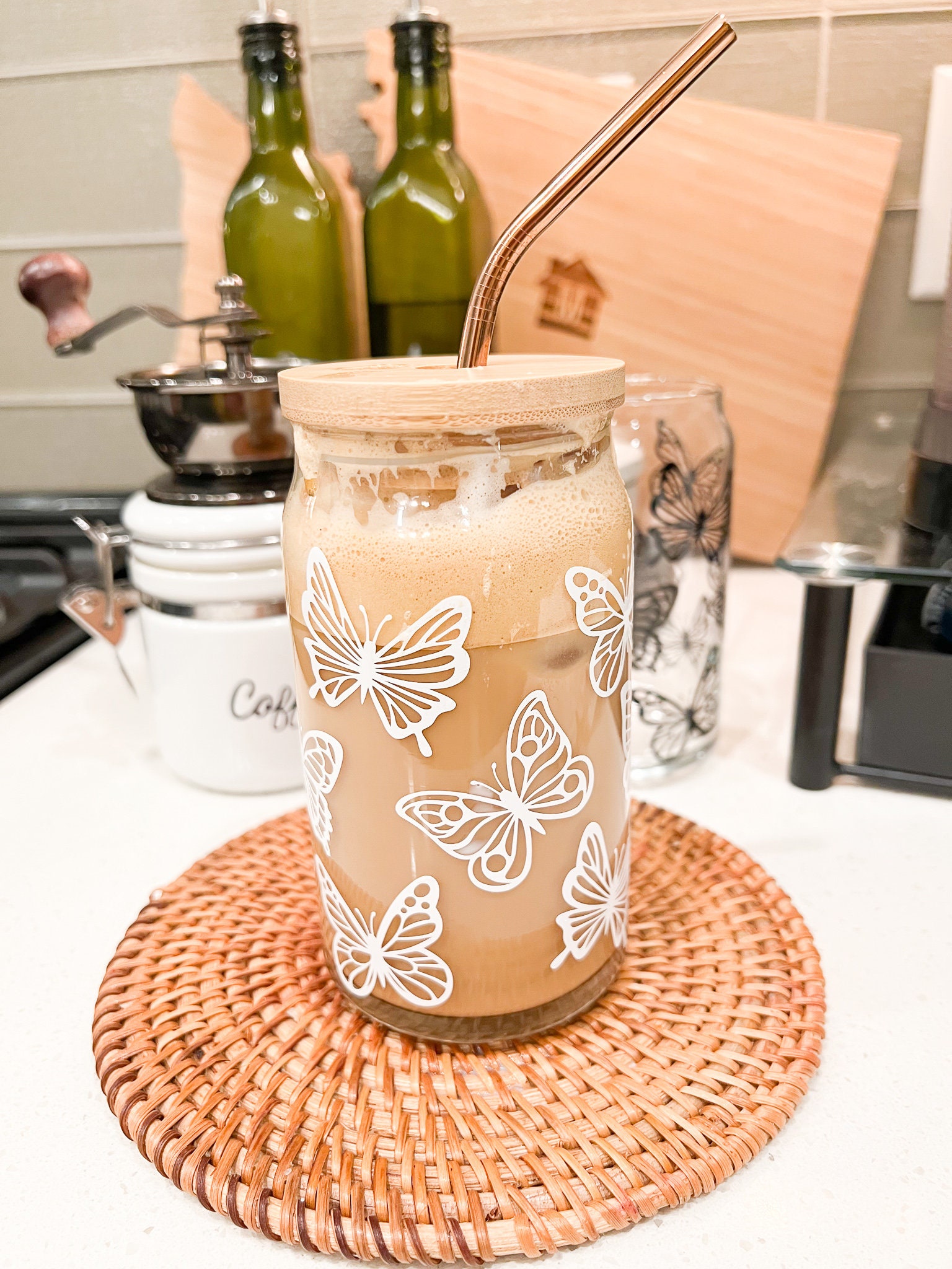 Butterflies Beer Can Glass, Butterfly Iced Coffee Glass, Aesthetic Glass,  16oz Libbey, Bamboo Lid, Custom Glass, Gift for Her, Iridescent 