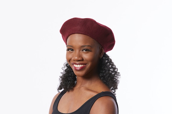 Burgundy Wool Beret: Classic Retro Winter Hat - Etsy display picture 1