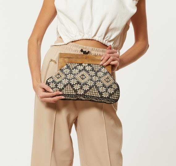 Clutch Boho con mango de madera Clutch de fiesta Blanco | Etsy España