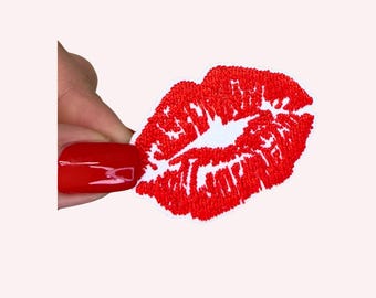 Toppa termoadesiva a forma di labbra rosse – Applicazione femminile, 5 cm