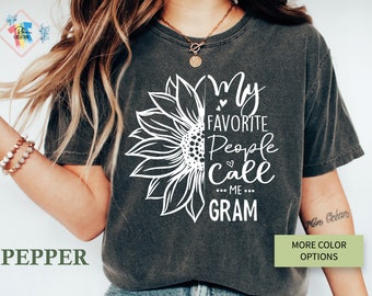 My Favorite People Call Me Gram T-Shirt - Sunflower Design