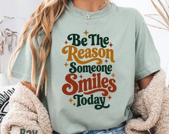 Retro Teacher Shirt Be The Reason Someone Smiles Today, Classroom Aesthetic Graphic Tee Women