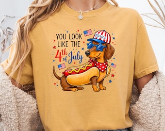 Te pareces a la camiseta de perro salchicha del 4 de julio, regalo patriótico para mamás y papás de perros.
