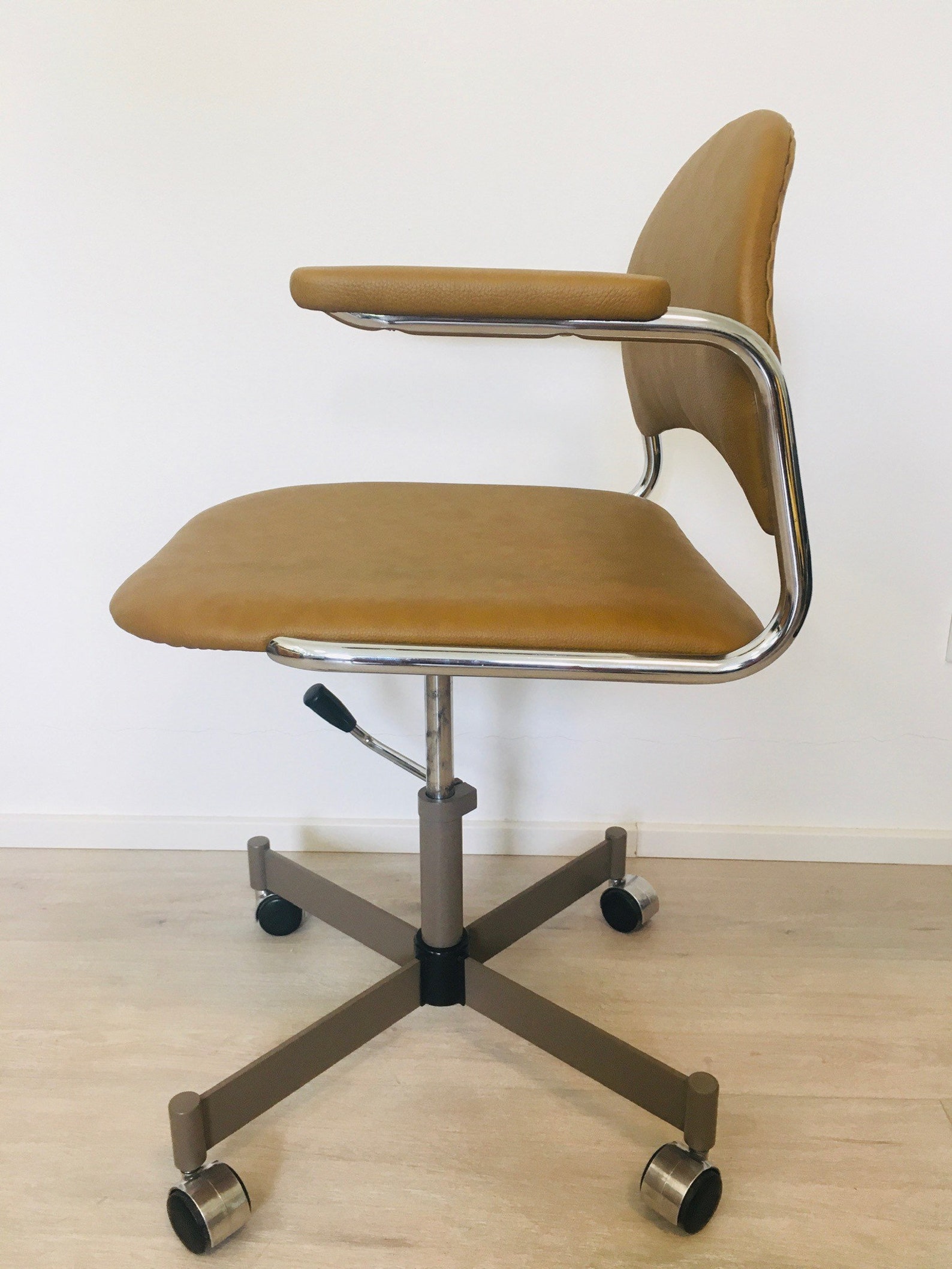 Fully restored Mustard VINTAGE OFFICE CHAIR K 385 Made by Etsy