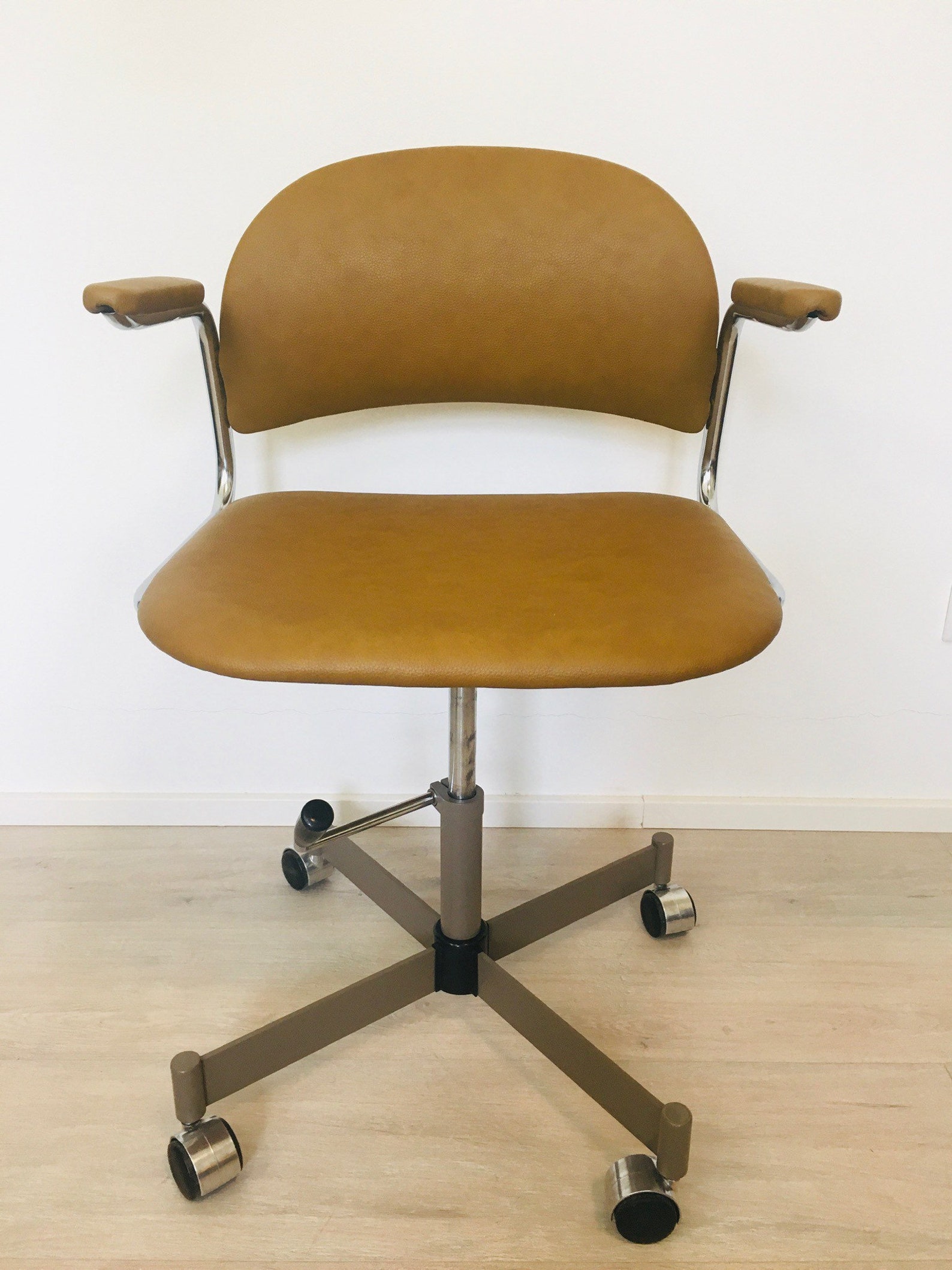 Fully restored Mustard VINTAGE OFFICE CHAIR K 385 Made by Etsy