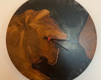 EpoxyArt wall clock "Black Sun" by Pustebaum