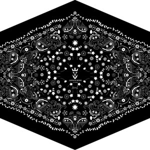 Diamond Shape Classic Paisley Bandana 100% Cotton . Size 127cmx54cm (50 ...