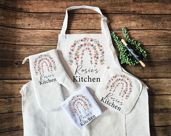 Apron gift set for women with pocket Personalized Custom gift for best friend Mothers day gift for grandma from grandkids Mama kitchen apron